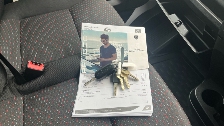 Peugeot Boxer 335 L3 Diesel 2.2 BlueHDi H2 Professional Premium+ Van 140ps